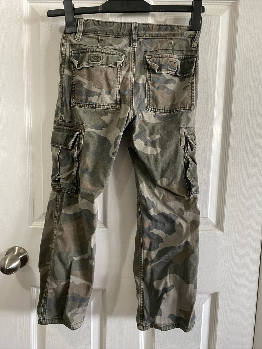 Old Navy Straight Fit Camouflage Cargo Pants - Boys Size 8 Regular - Picture 8 of 12